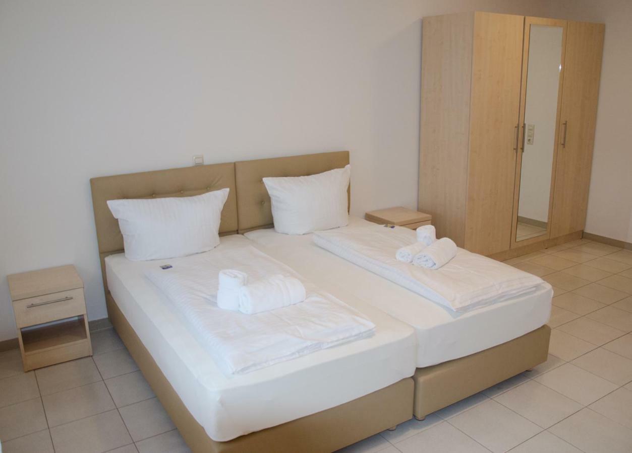 Kraichtaler Hof Hotell Exteriör bild